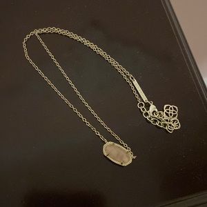 Kendra Scott necklace